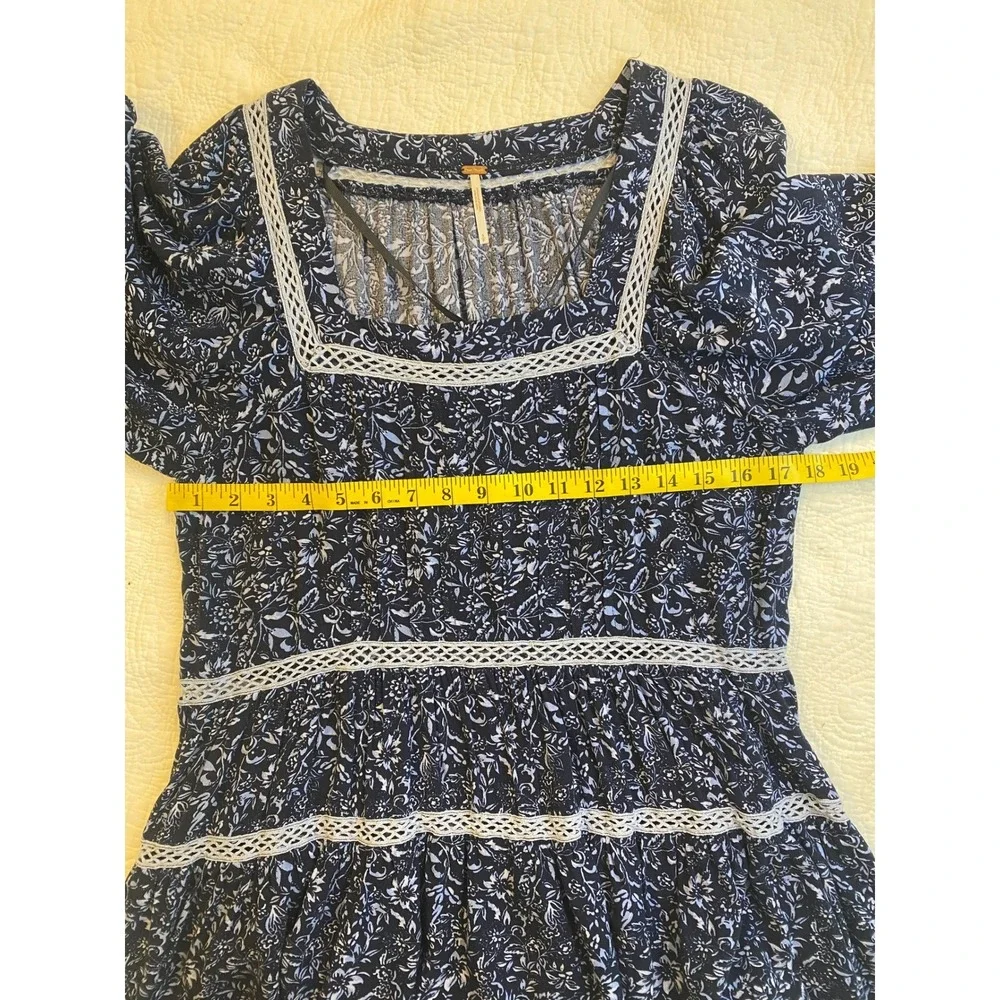 Free People Talk About It Navy Floral Crochet Lace Tiered‎ Boho Tunic Top Small